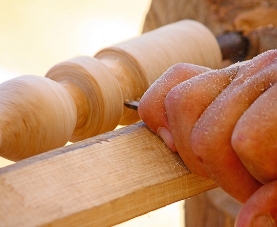 Rampes tournées sur mesure  pour maisons ancestrales.
